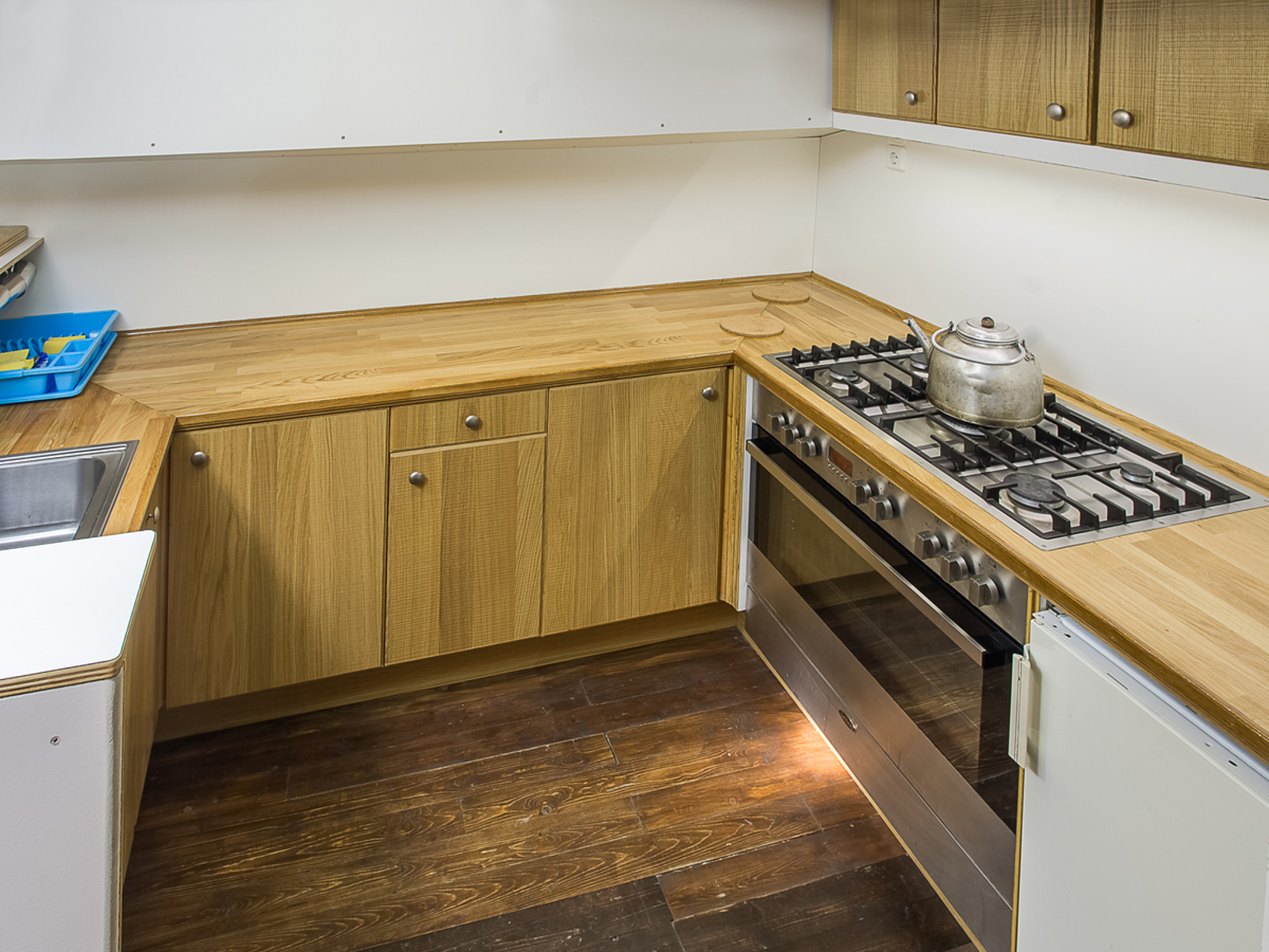 Emma Kombuis Kombuese Galley