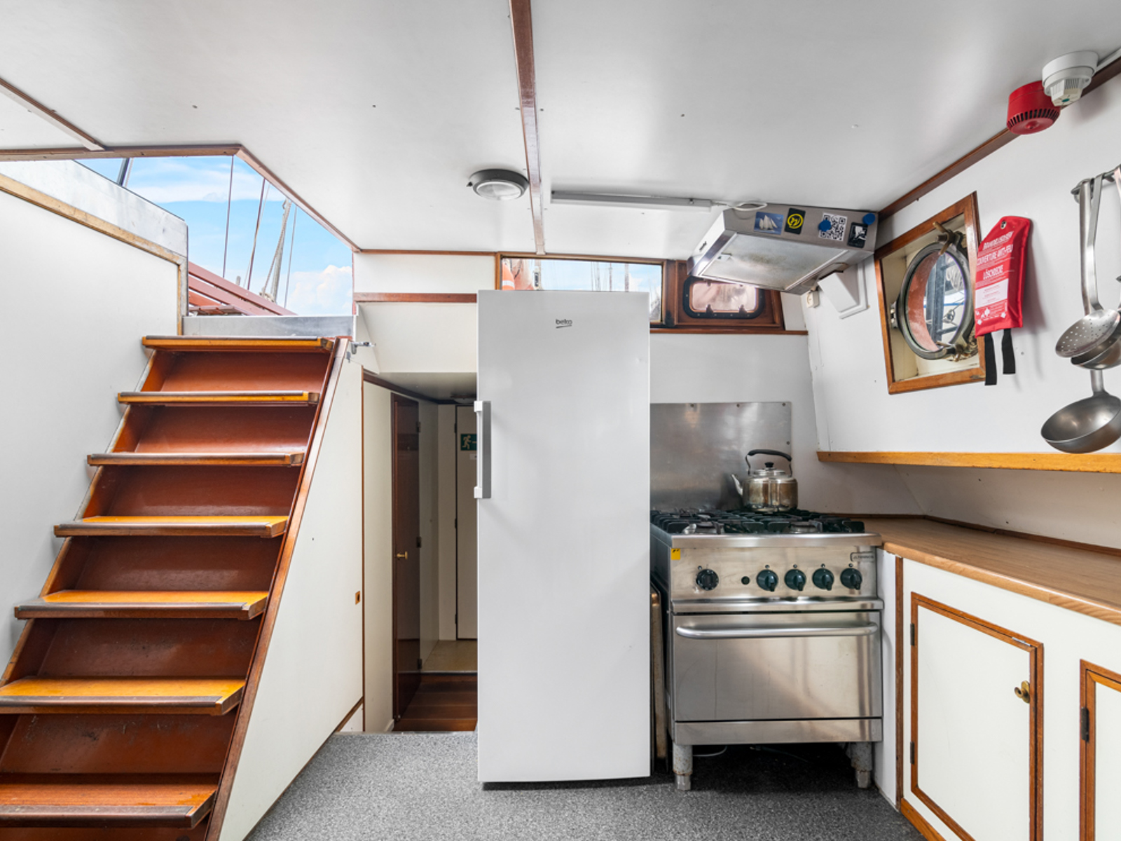 Zeester Gang Hallway