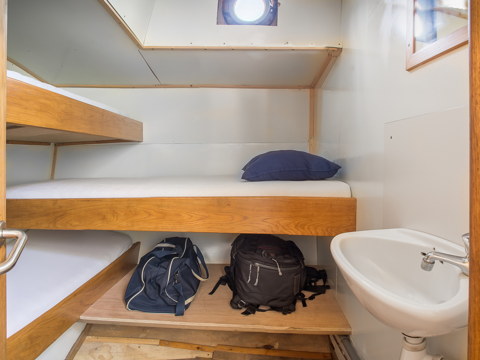 Emma 3-persoons Hut Dreier Kabine Cabine 3 Persons