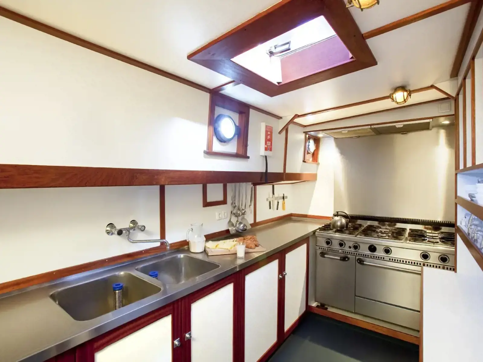 Suydersee Kombuis Kombuese Galley