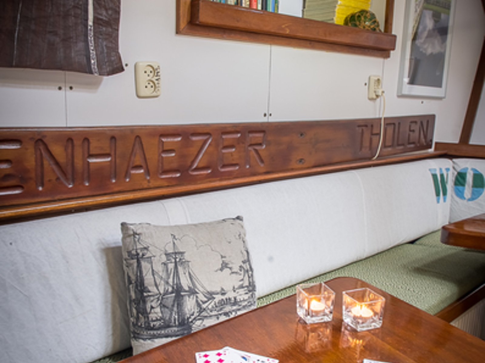 Zeven Wouden eettafel / table / Tisch