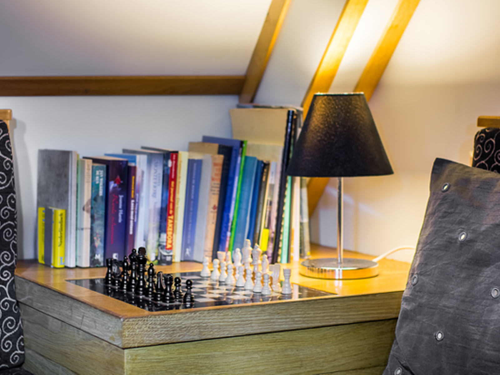 Zwarte Valk boeken / read corner / Büchen