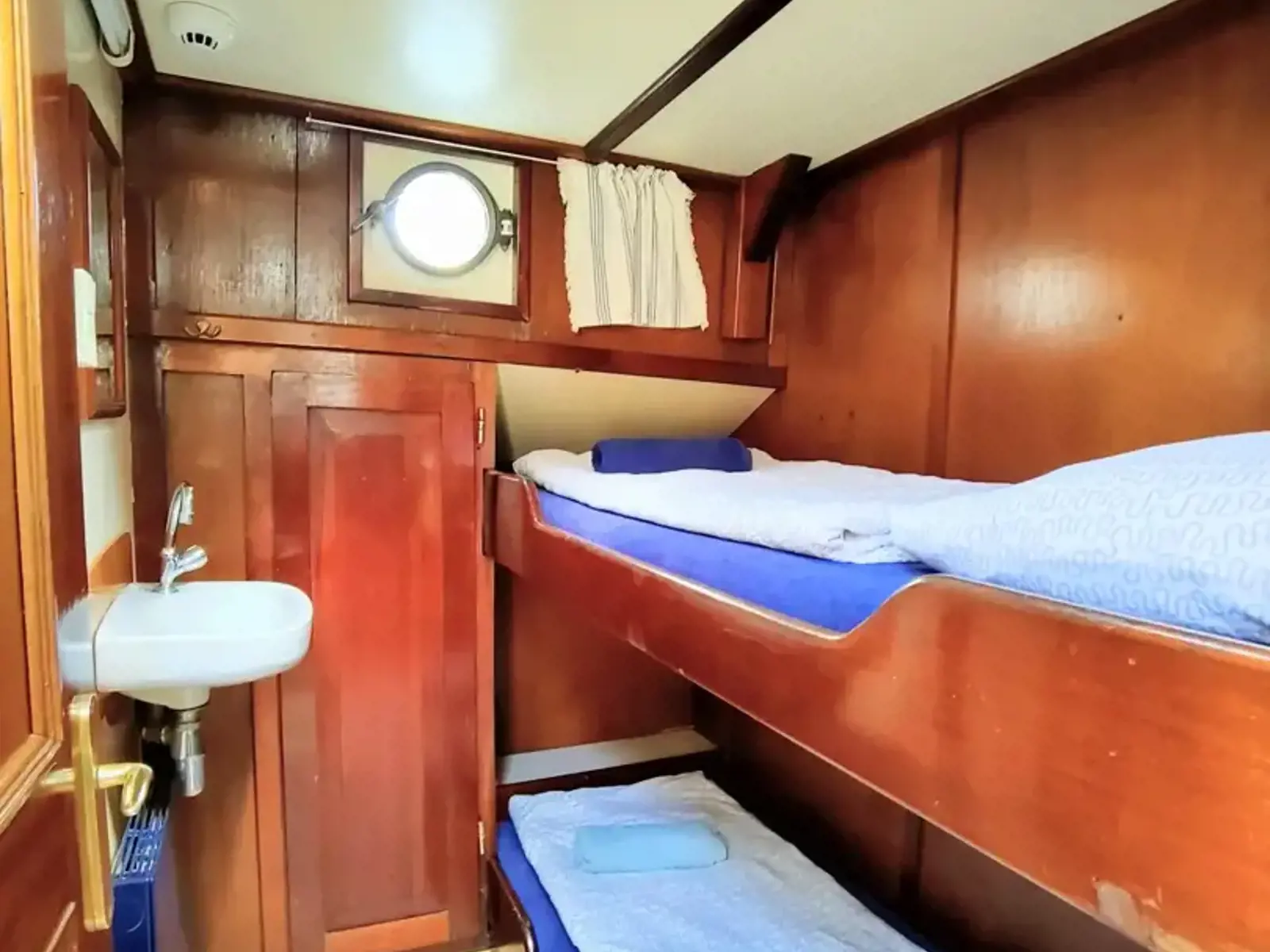Isis Tweepersoonshut Zweier Kabine Cabin For 2 Persons