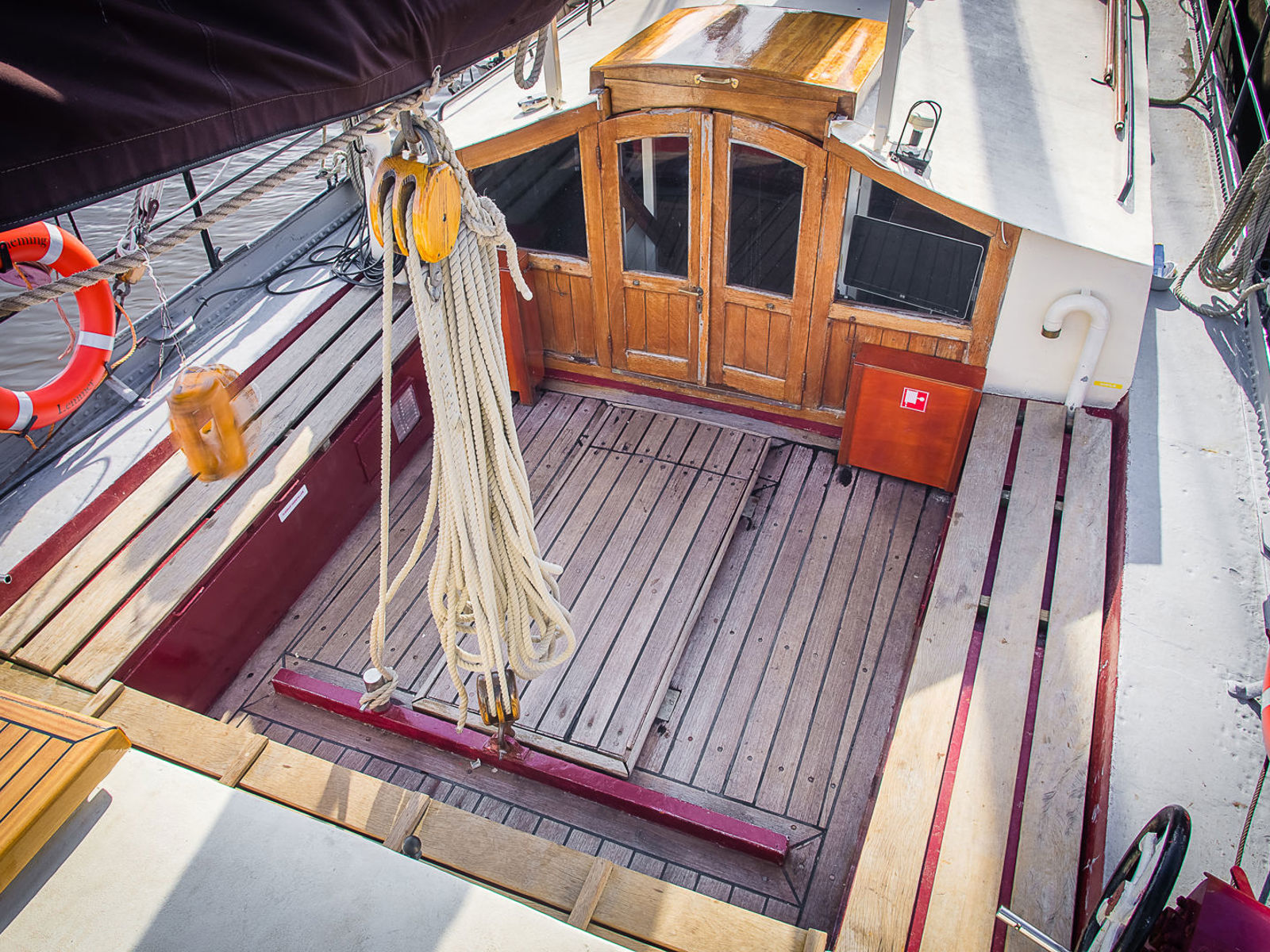 De Onderneming kuip, cockpit